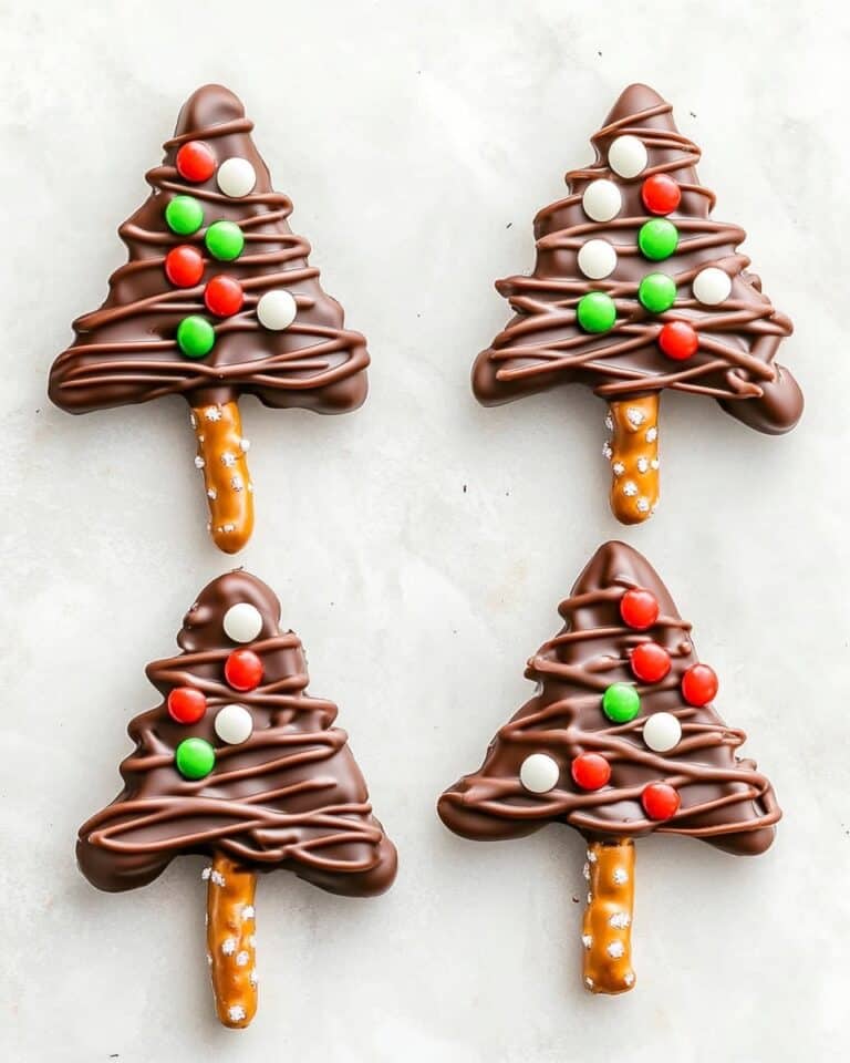 Dark Chocolate Christmas Trees Recipe