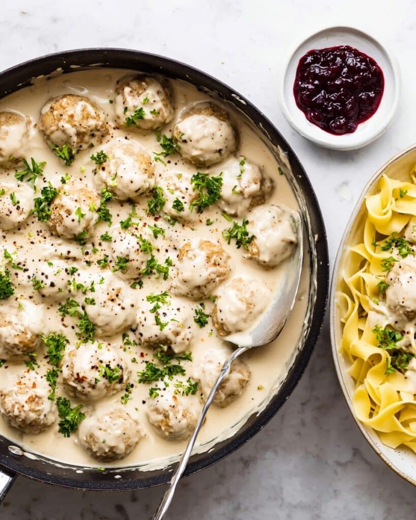 Swedish Meatballs with Creamy Sauce Recipe