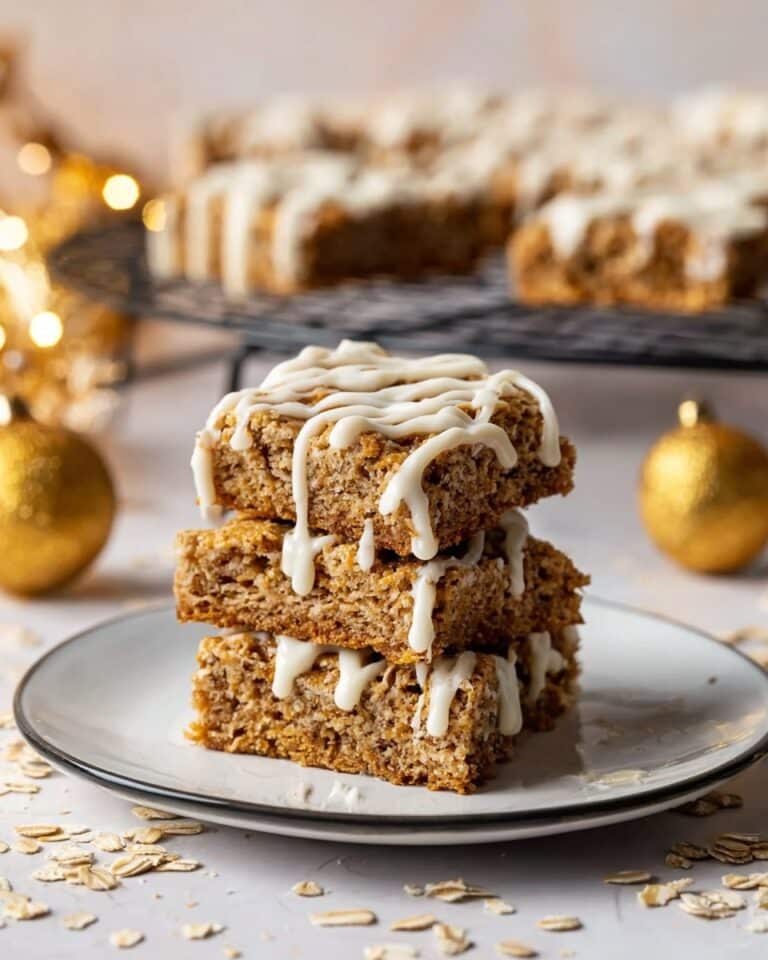 Gingerbread Oatmeal Bars Recipe